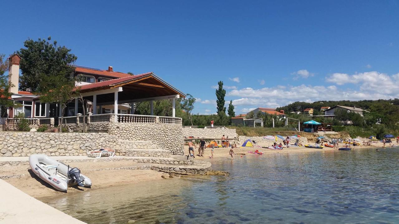 Guesthouse Dupin Vlasici Exterior photo