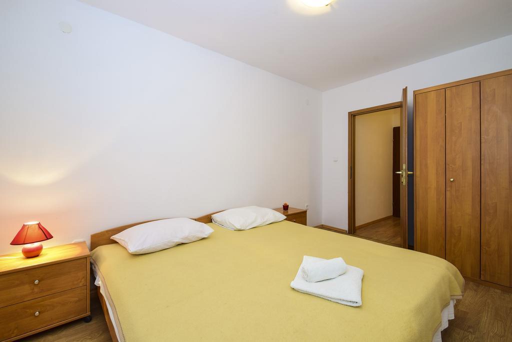 Guesthouse Dupin Vlasici Exterior photo